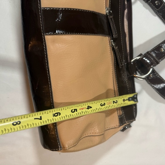 Two-Tone Women's Satchel - Picture 10 of 10